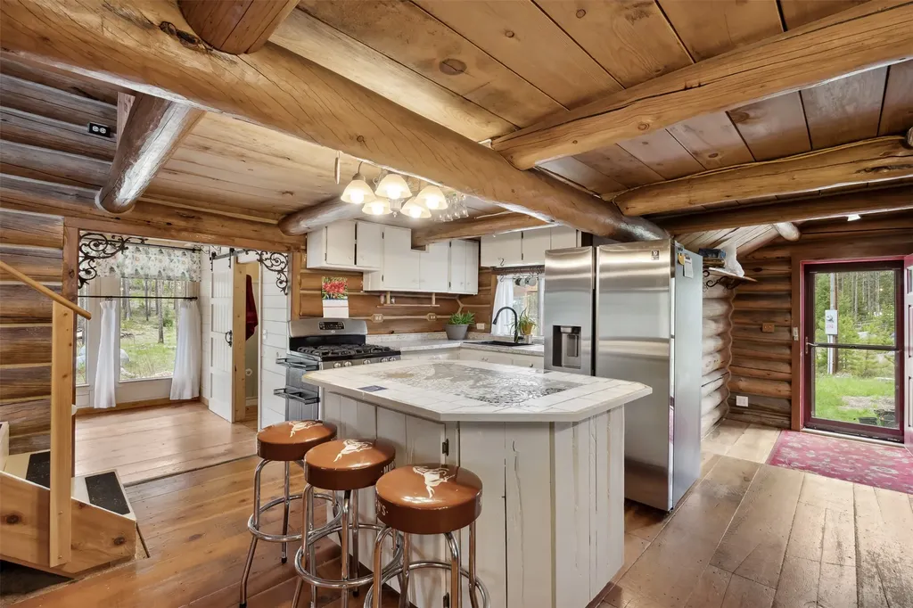 1441 Bonanza Drive Sula MT 59871
