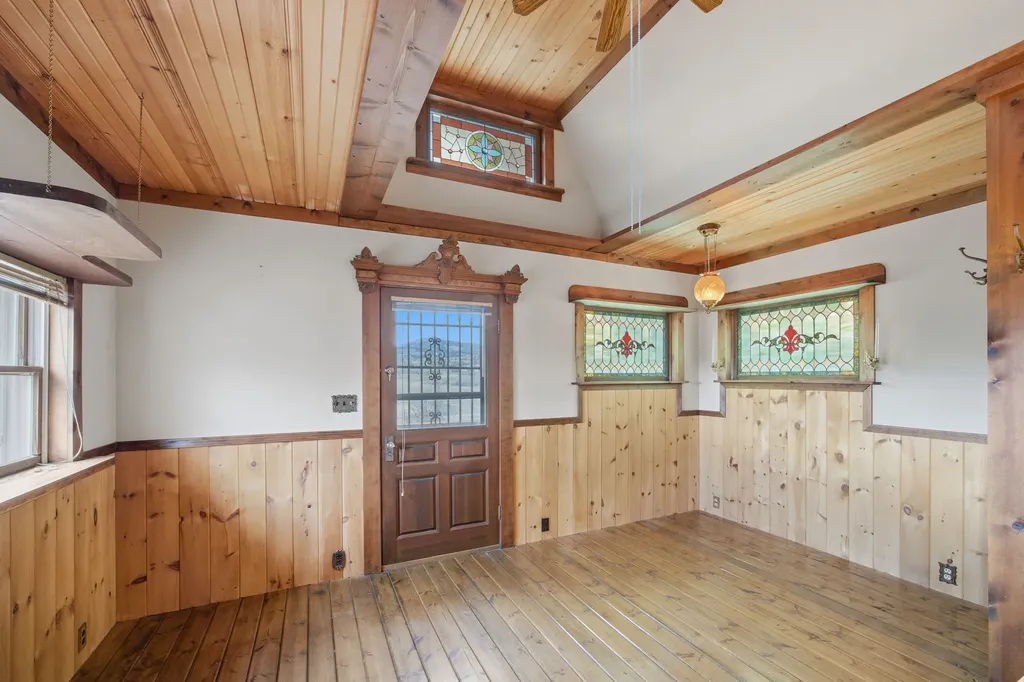 33562 Fox Road Polson MT 59860