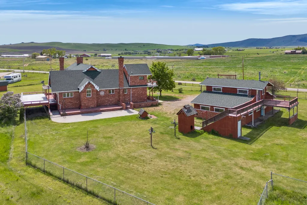 33562 Fox Road Polson MT 59860