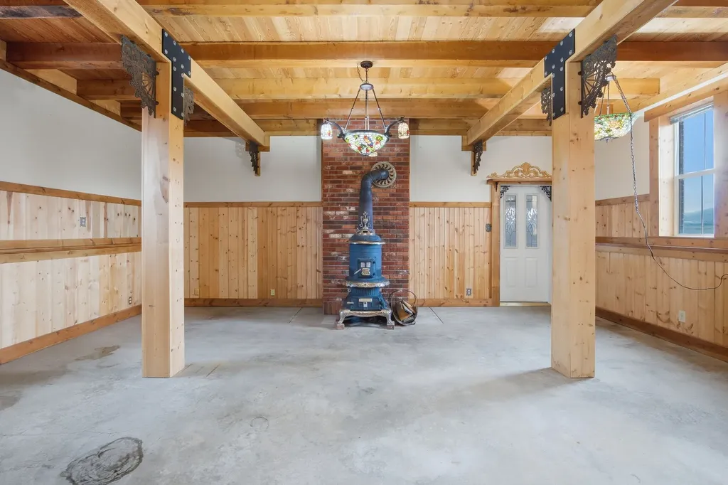 33562 Fox Road Polson MT 59860