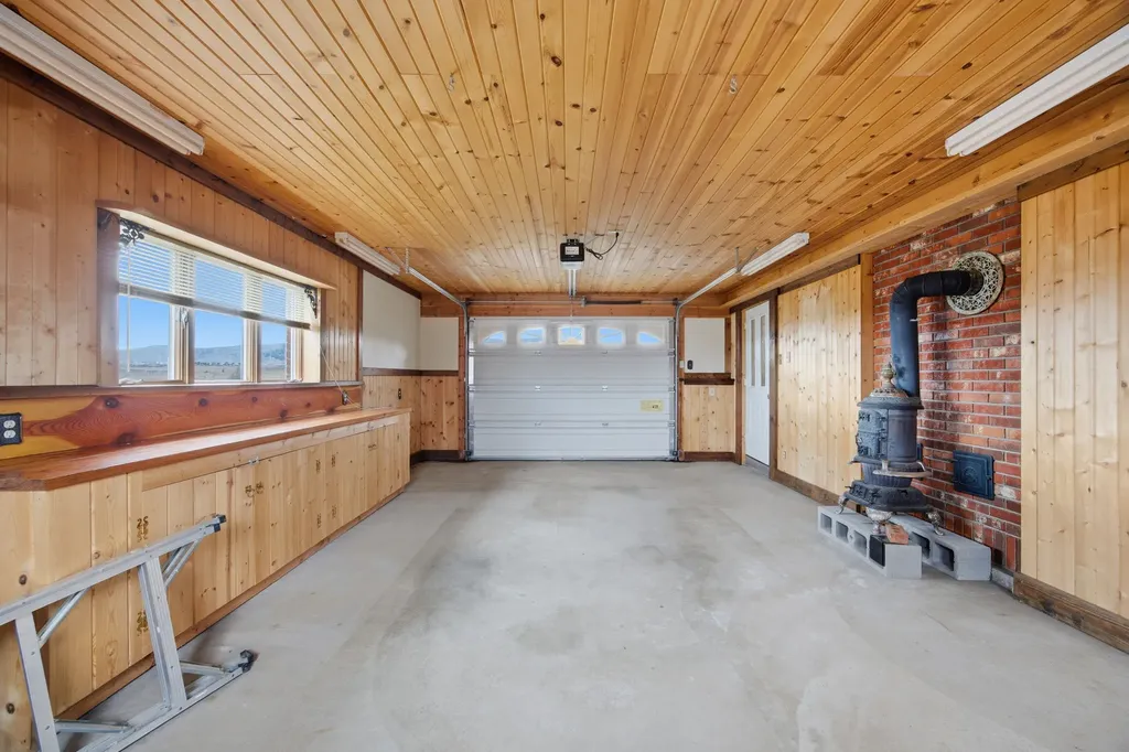 33562 Fox Road Polson MT 59860