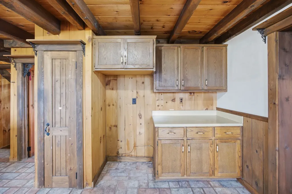 33562 Fox Road Polson MT 59860