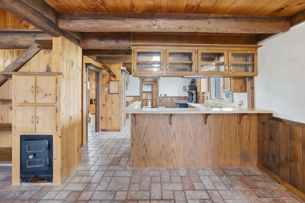 33562 Fox Road Polson MT 59860