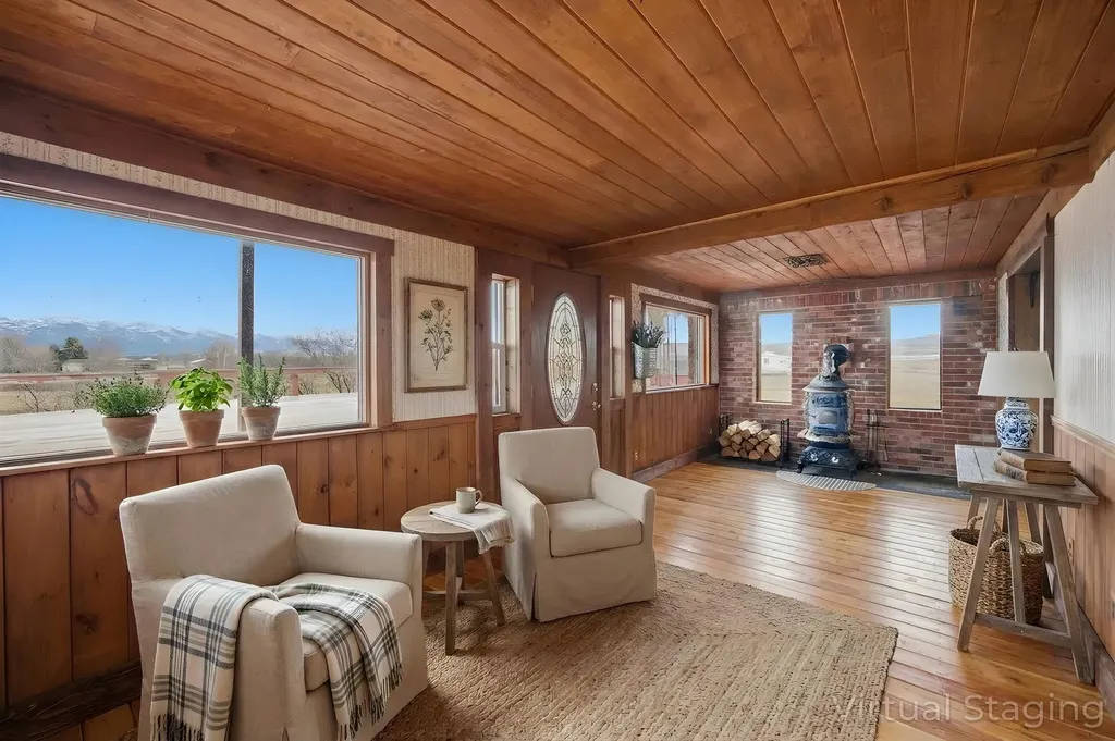 33562 Fox Road Polson MT 59860