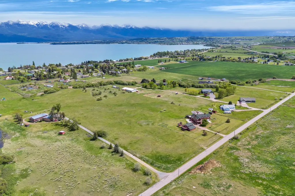 33562 Fox Road Polson MT 59860