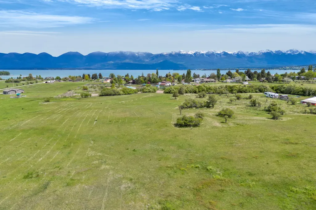 33562 Fox Road Polson MT 59860