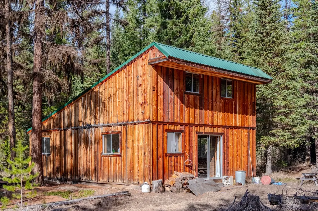 1656 N Fork Yaak Road Troy MT 59935