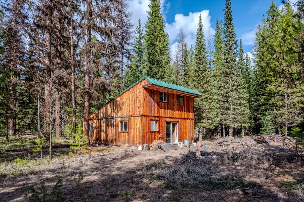 1656 N Fork Yaak Road Troy MT 59935