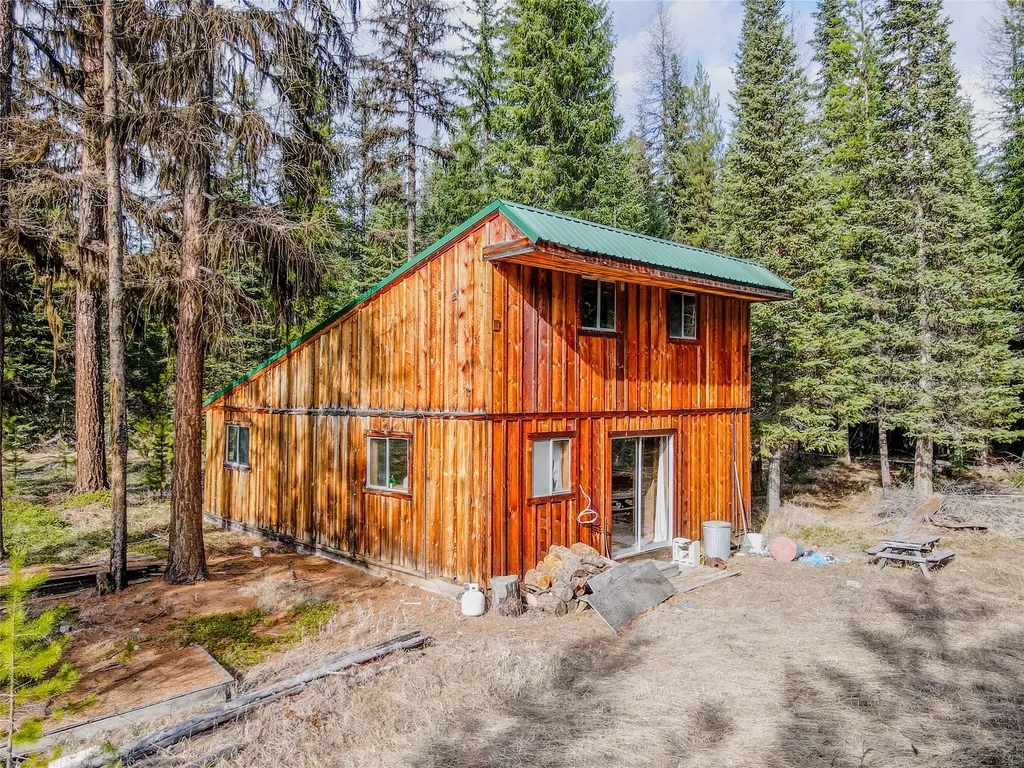 1656 N Fork Yaak Road Troy MT 59935