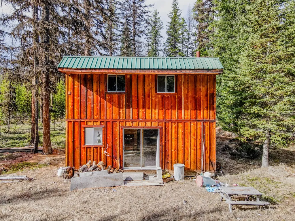1656 N Fork Yaak Road Troy MT 59935