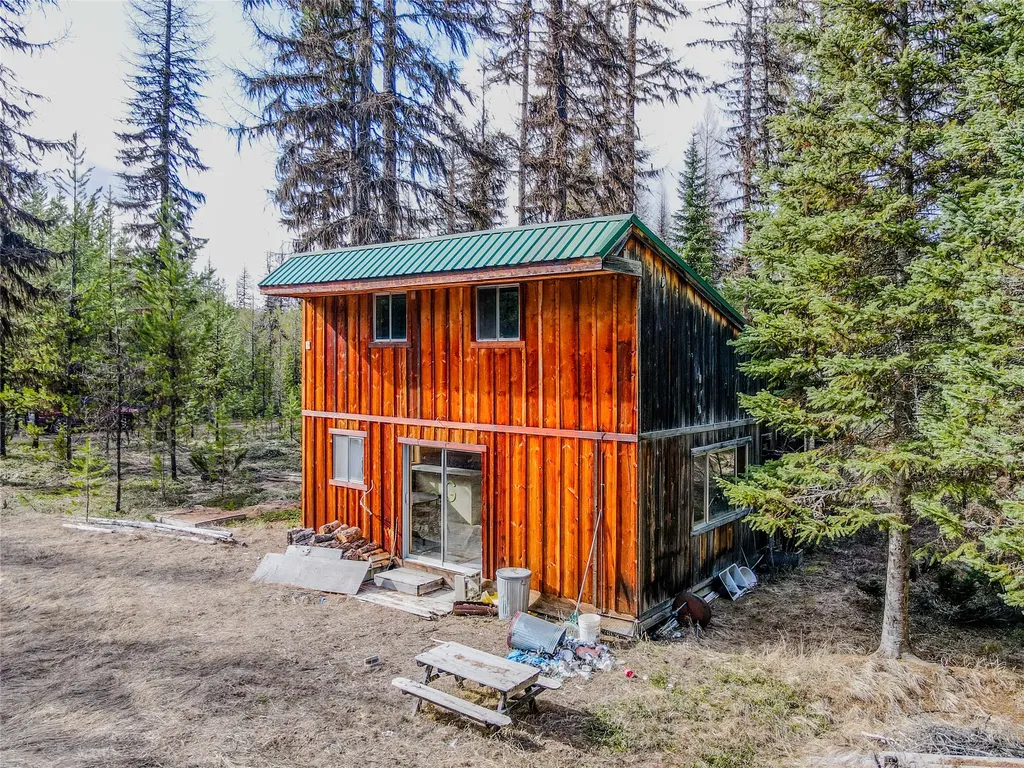 1656 N Fork Yaak Road Troy MT 59935