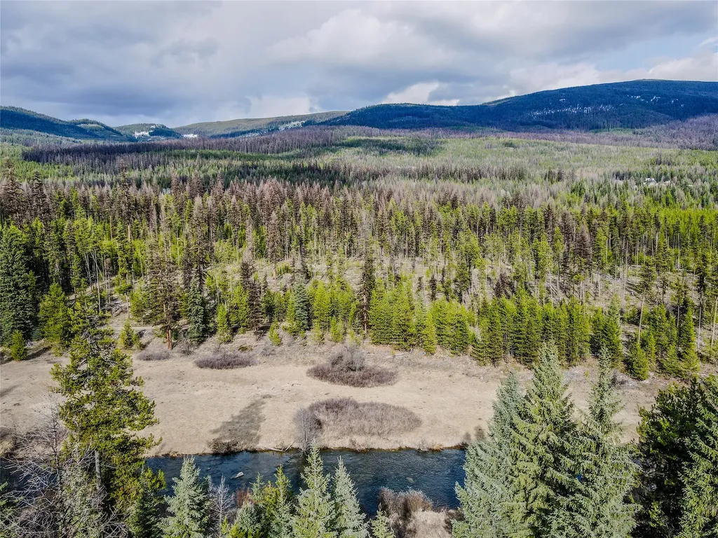 1656 N Fork Yaak Road Troy MT 59935