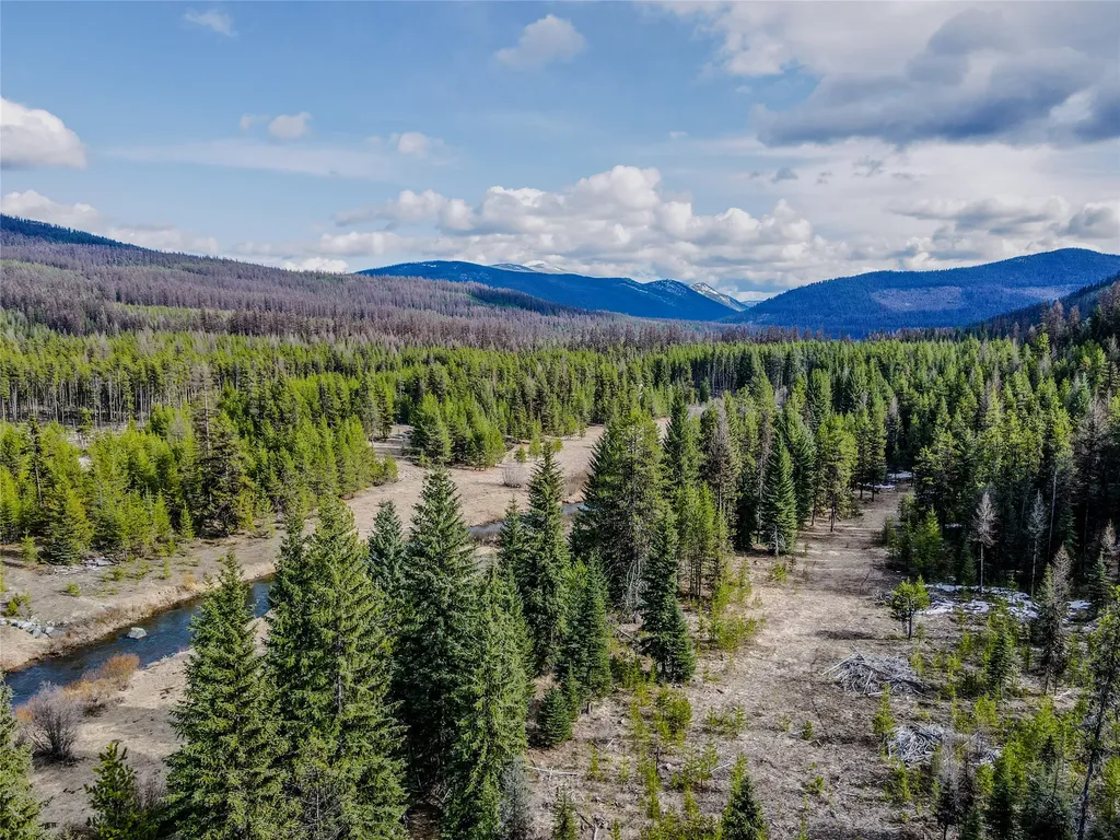 1656 N Fork Yaak Road Troy MT 59935