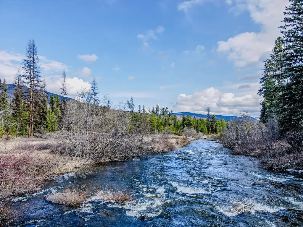1656 N Fork Yaak Road Troy MT 59935