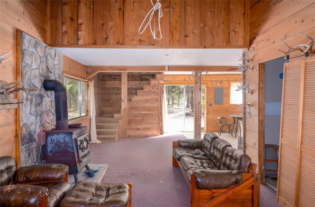 1656 N Fork Yaak Road Troy MT 59935