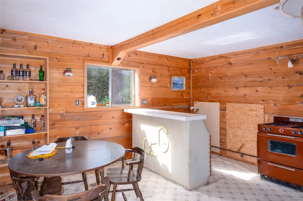 1656 N Fork Yaak Road Troy MT 59935