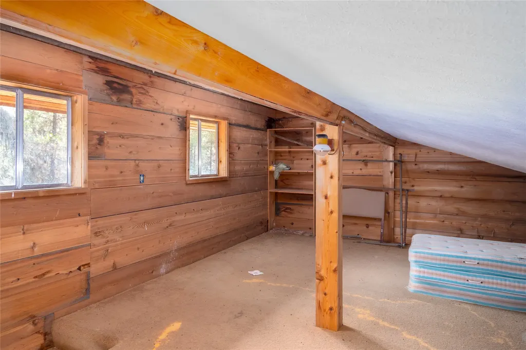 1656 N Fork Yaak Road Troy MT 59935