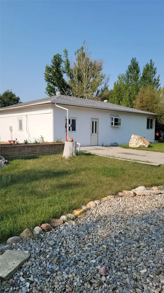 601 S Michigan Street Conrad MT 59425