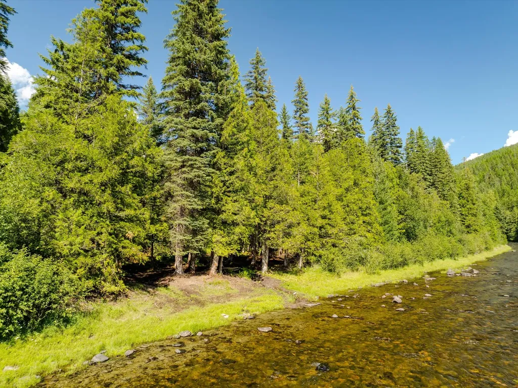 8556 Yaak River Road Troy MT 59935