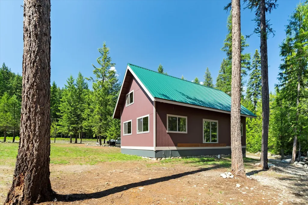 8556 Yaak River Road Troy MT 59935