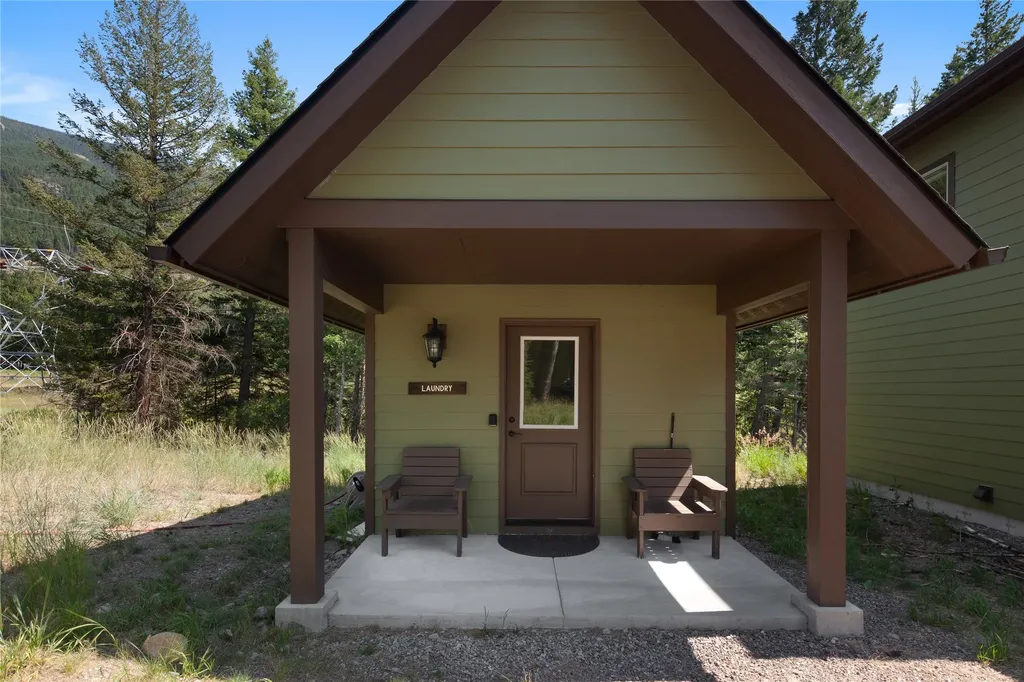 7547 Highway 2 E Columbia Falls MT 59912