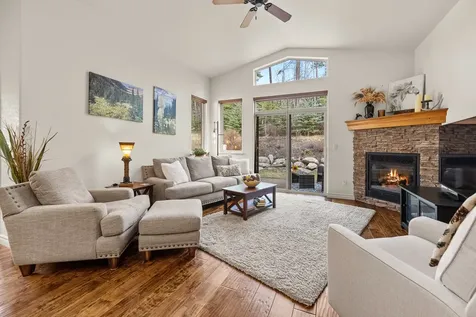 157 Oakmont Loop Columbia Falls MT 59912