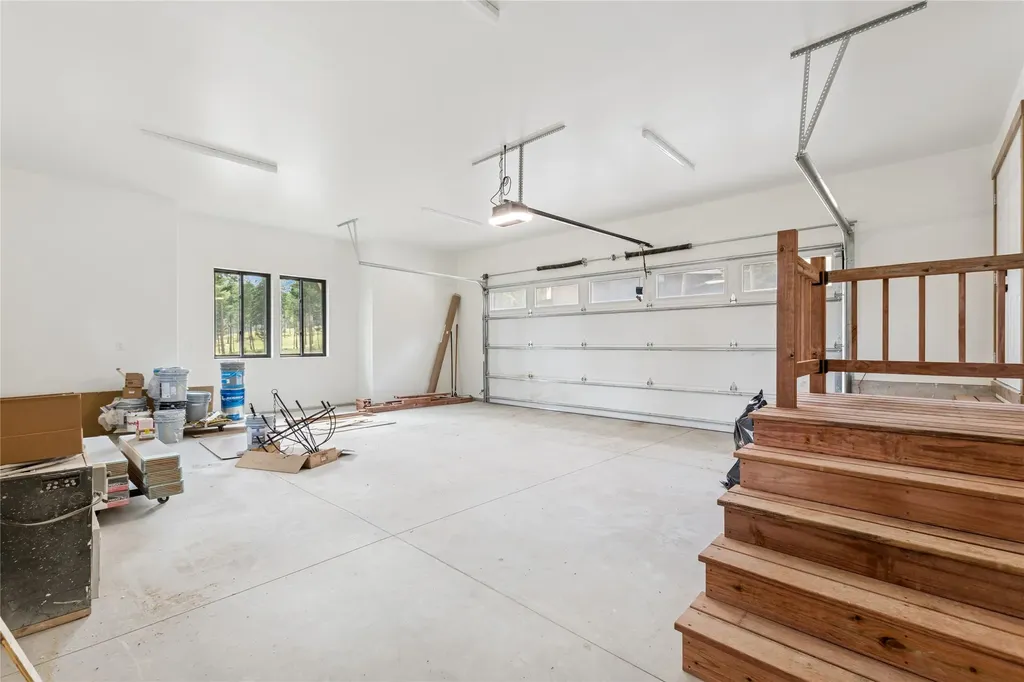 316 Spurwing Loop Lakeside MT 59922