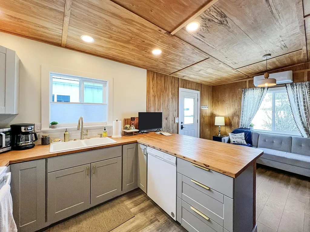 19 & 23 Butte Street Belt MT 59412