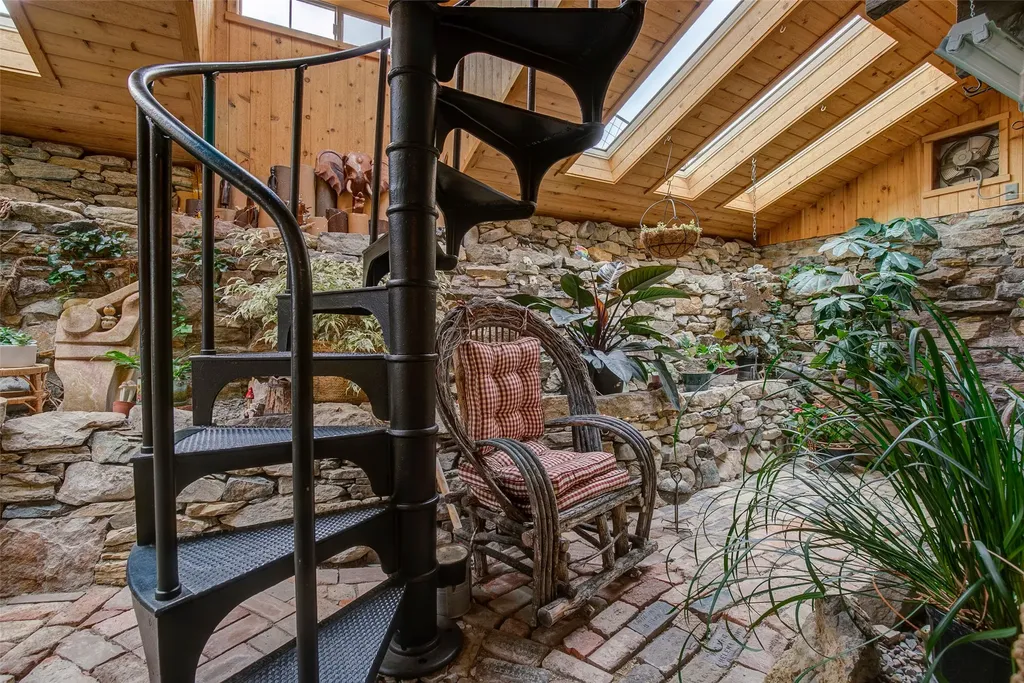 316 S Park Avenue Helena MT 59601