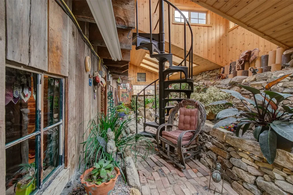316 S Park Avenue Helena MT 59601