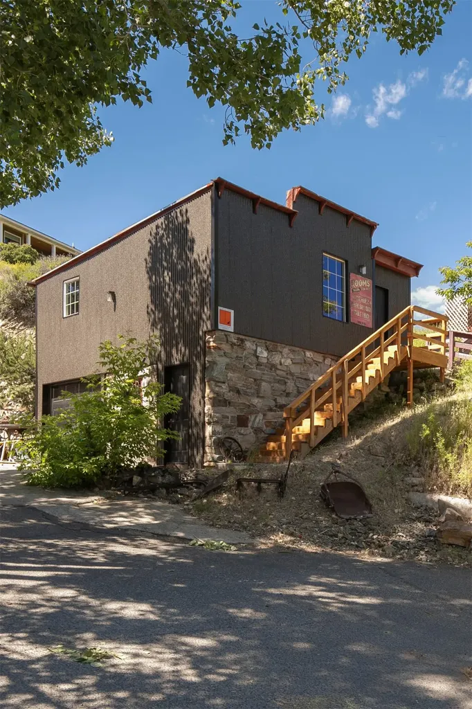 316 S Park Avenue Helena MT 59601