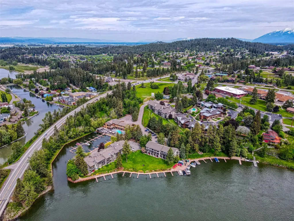 180 Vista Lane Bigfork MT 59911