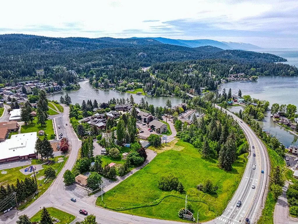 180 Vista Lane Bigfork MT 59911