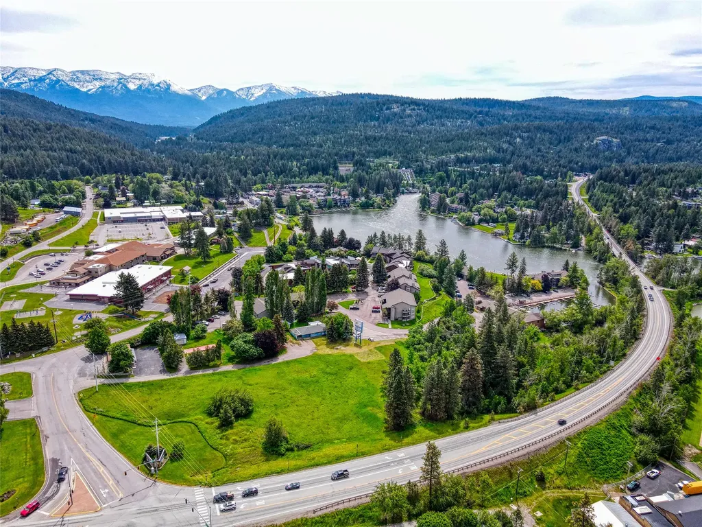 180 Vista Lane Bigfork MT 59911