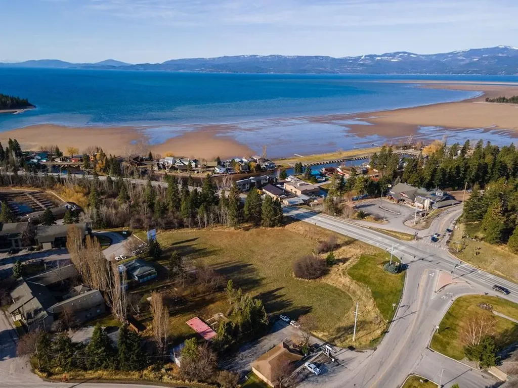 180 Vista Lane Bigfork MT 59911