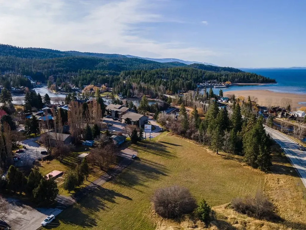 180 Vista Lane Bigfork MT 59911