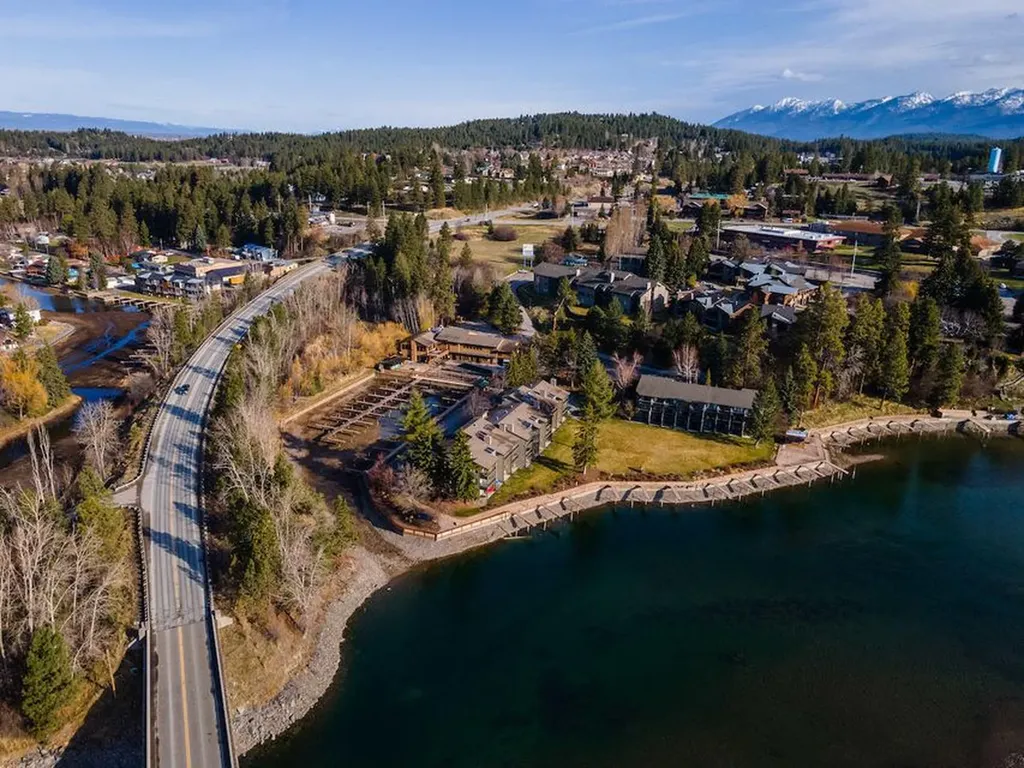 180 Vista Lane Bigfork MT 59911