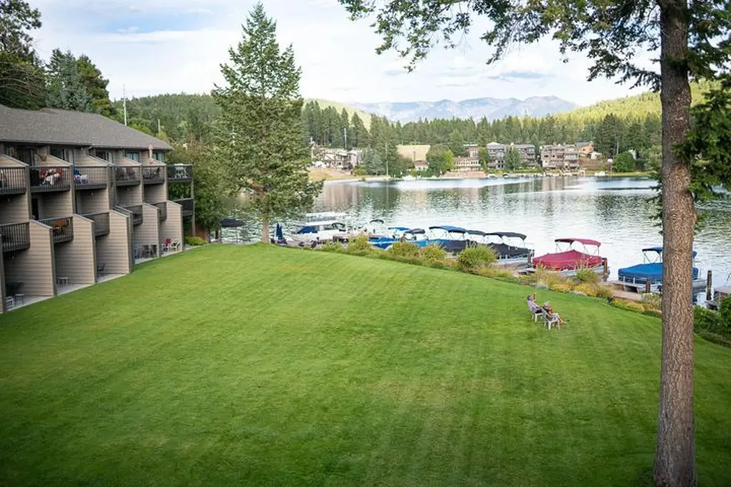 180 Vista Lane Bigfork MT 59911