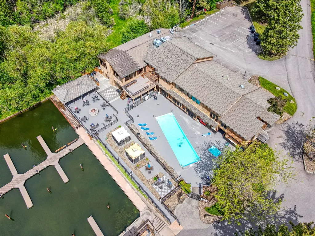180 Vista Lane Bigfork MT 59911