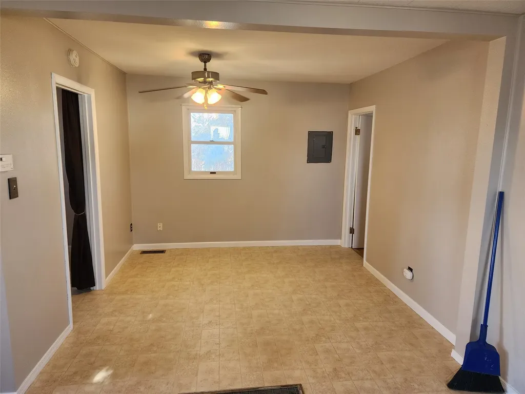 146 3rd Avenue NW Cut Bank MT 59427