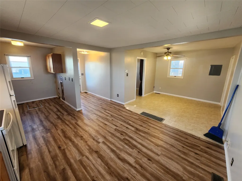 146 3rd Avenue NW Cut Bank MT 59427