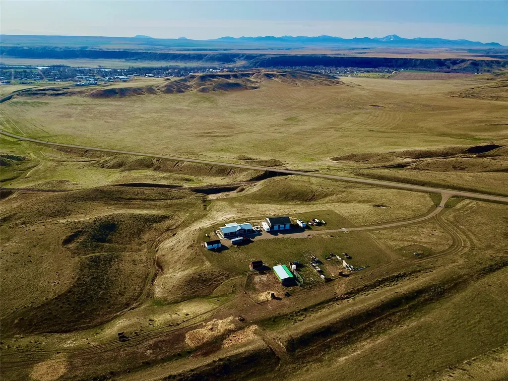105 Mt-80 Fort Benton MT 59442