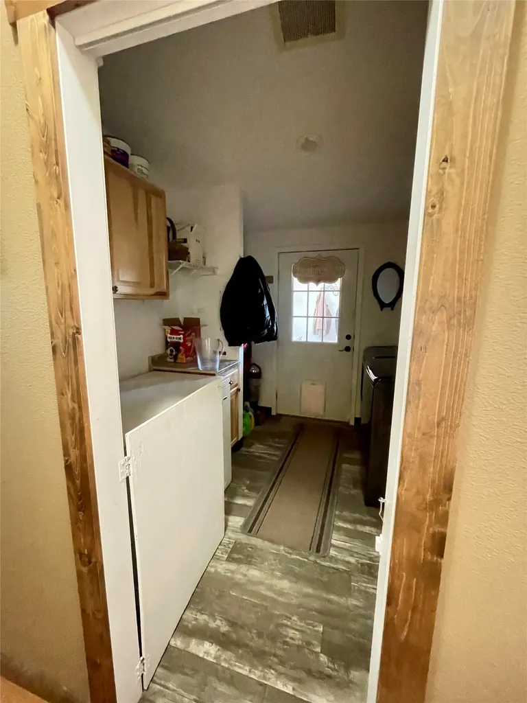 105 Mt-80 Fort Benton MT 59442