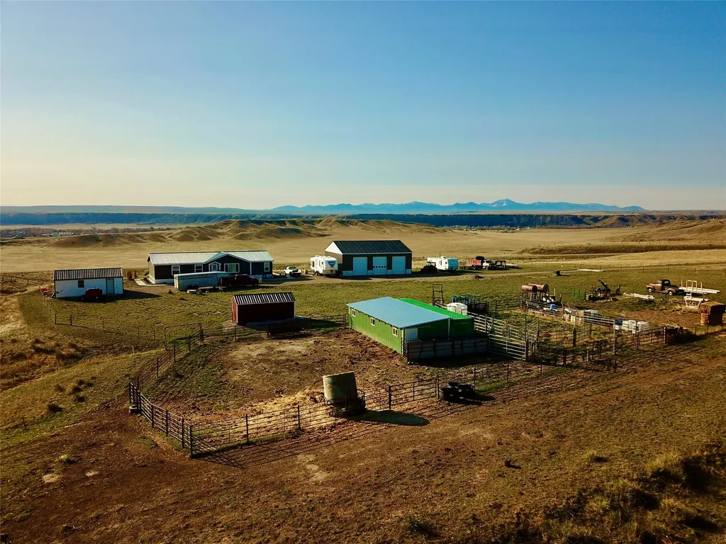 105 Mt-80 Fort Benton MT 59442