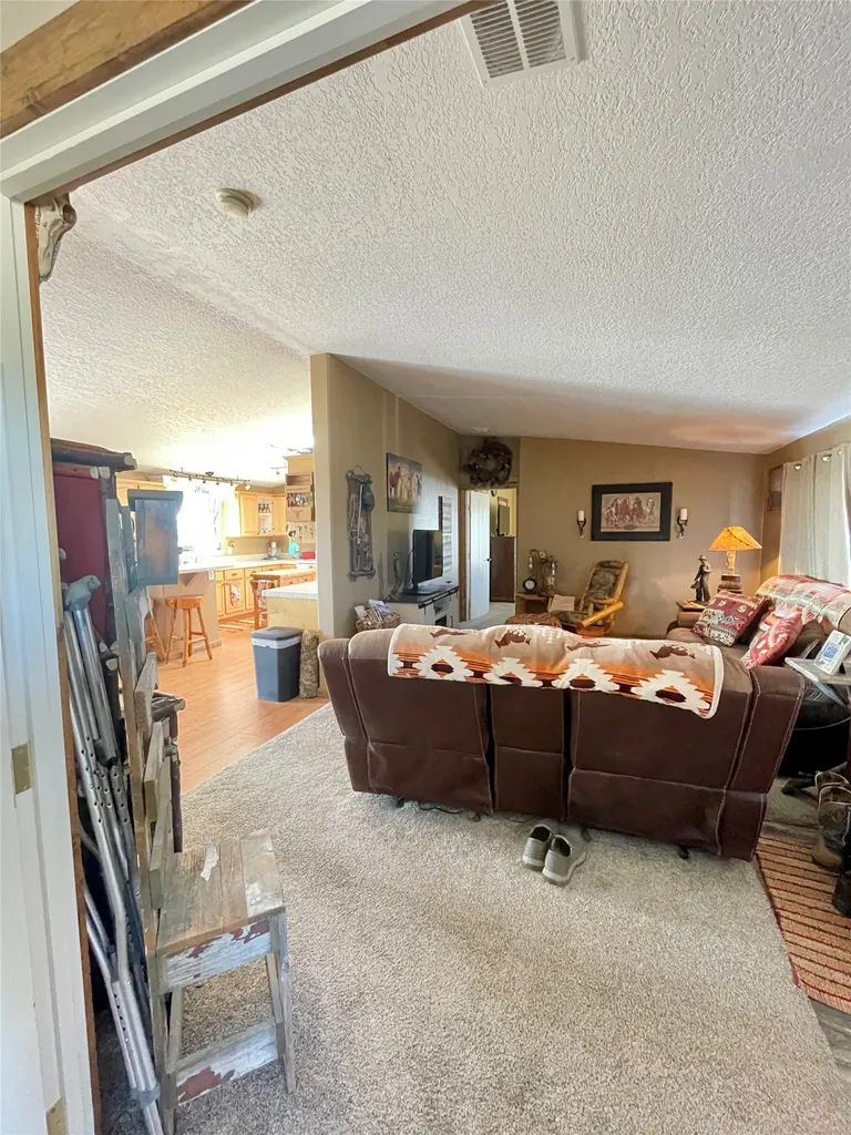 105 Mt-80 Fort Benton MT 59442