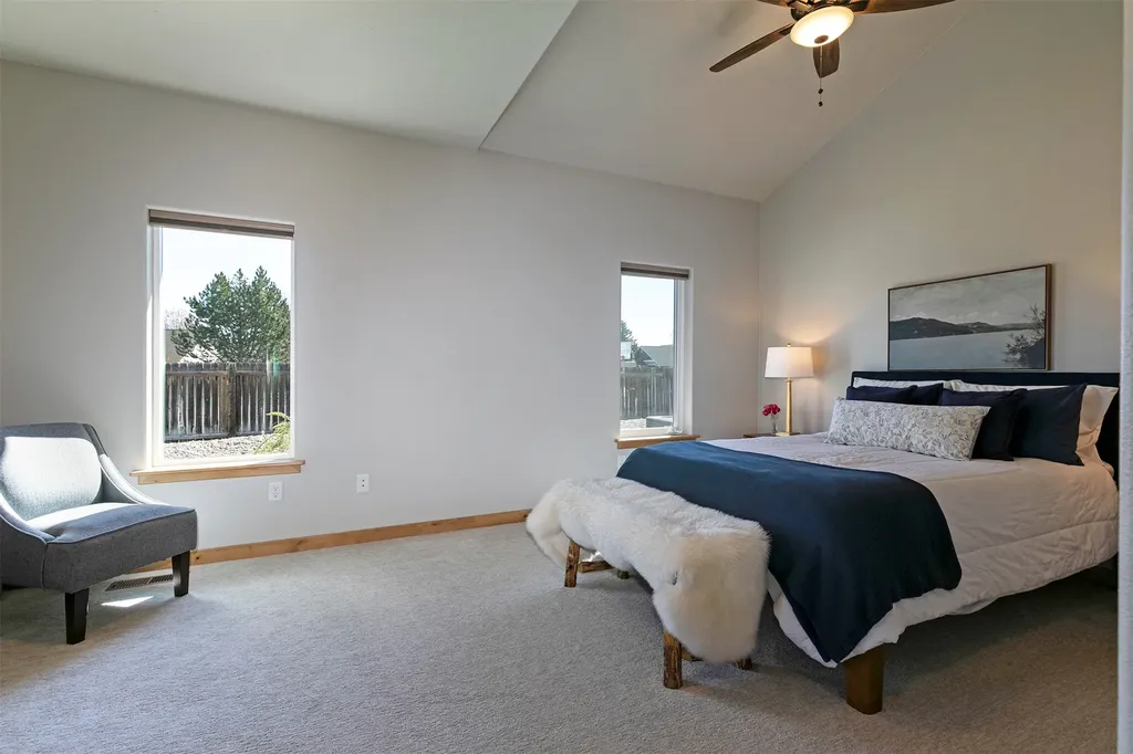 10 Lone Pine Trail Hamilton MT 59840