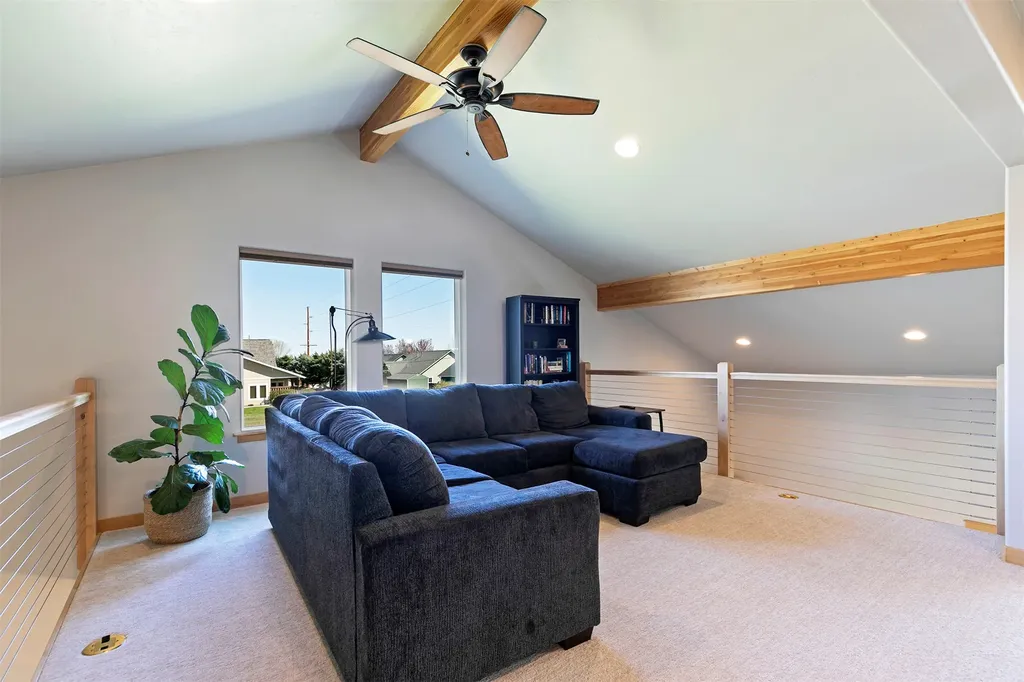 10 Lone Pine Trail Hamilton MT 59840
