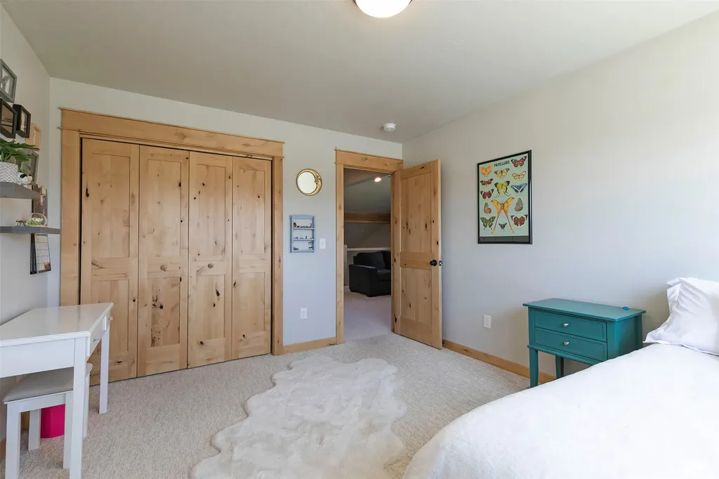10 Lone Pine Trail Hamilton MT 59840