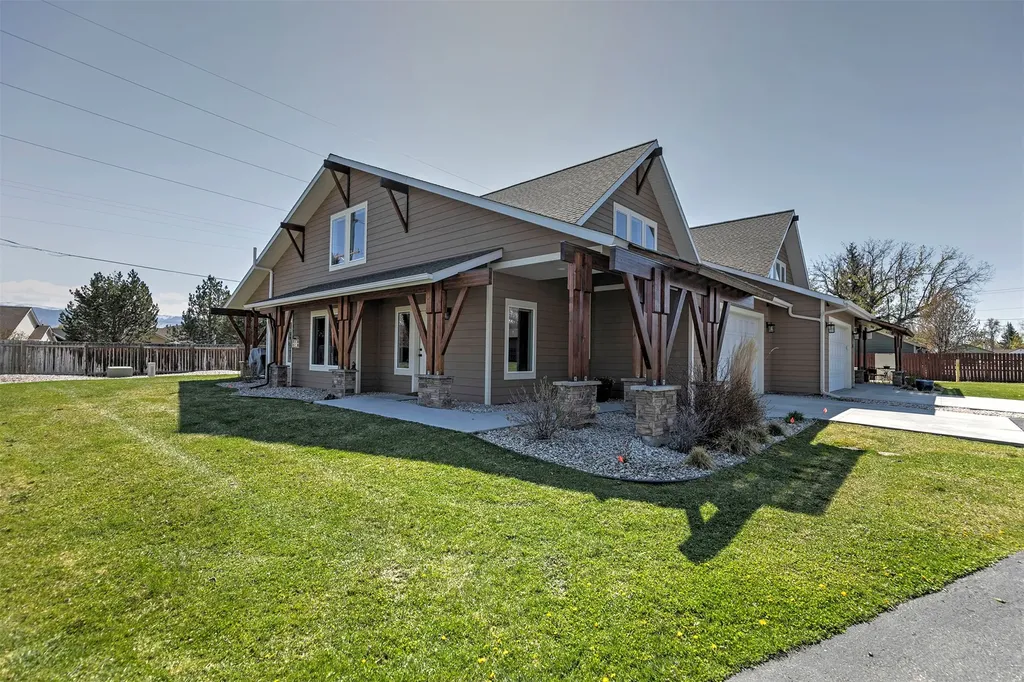10 Lone Pine Trail Hamilton MT 59840