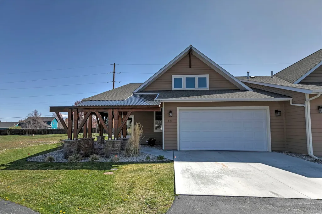10 Lone Pine Trail Hamilton MT 59840